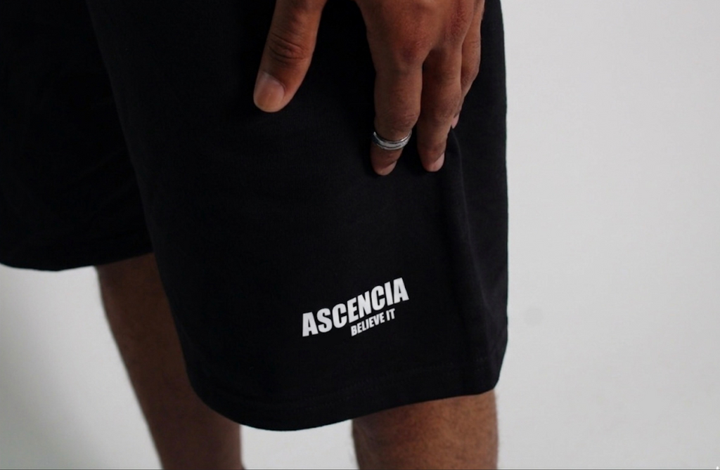 ASCENCIA — SHORT BLACK