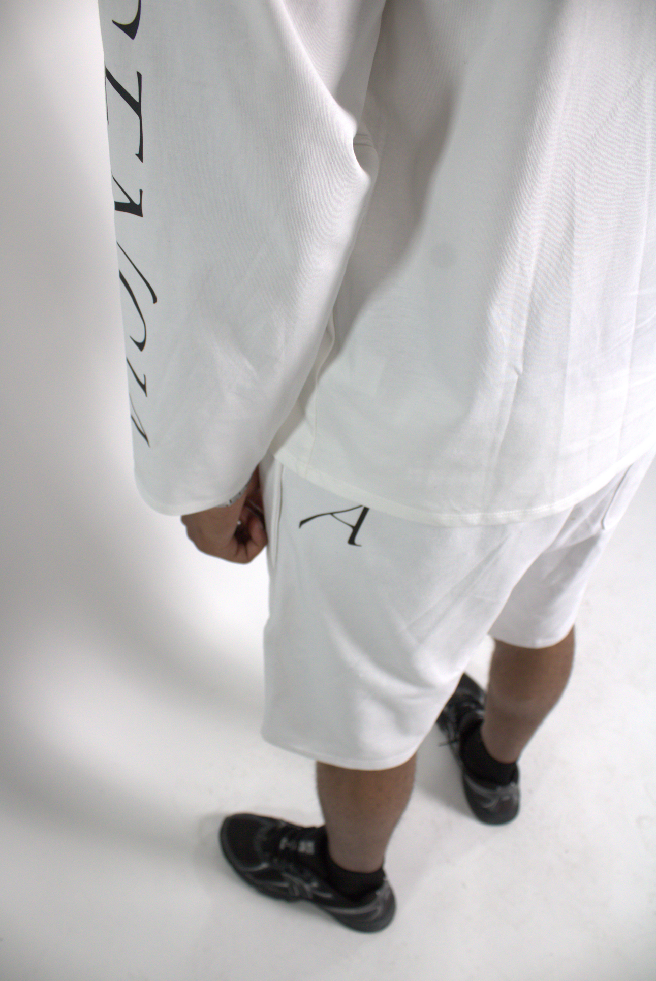 ASCENCIA — SHORT WHITE